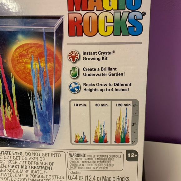 Smithsonian Magic Rocks - Picture 3 of 3